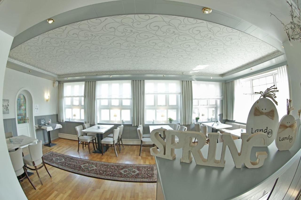 Gasthaus Knudsen Utersum Bagian luar foto