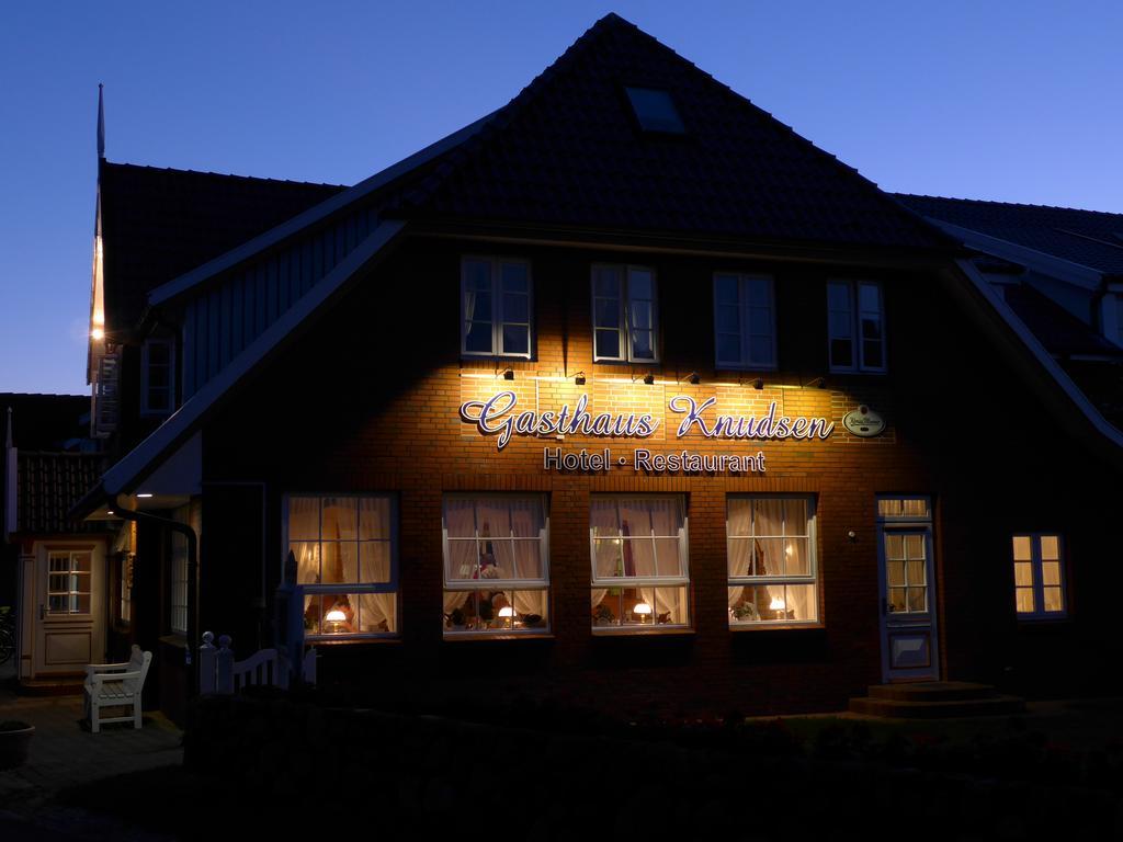 Gasthaus Knudsen Utersum Bagian luar foto