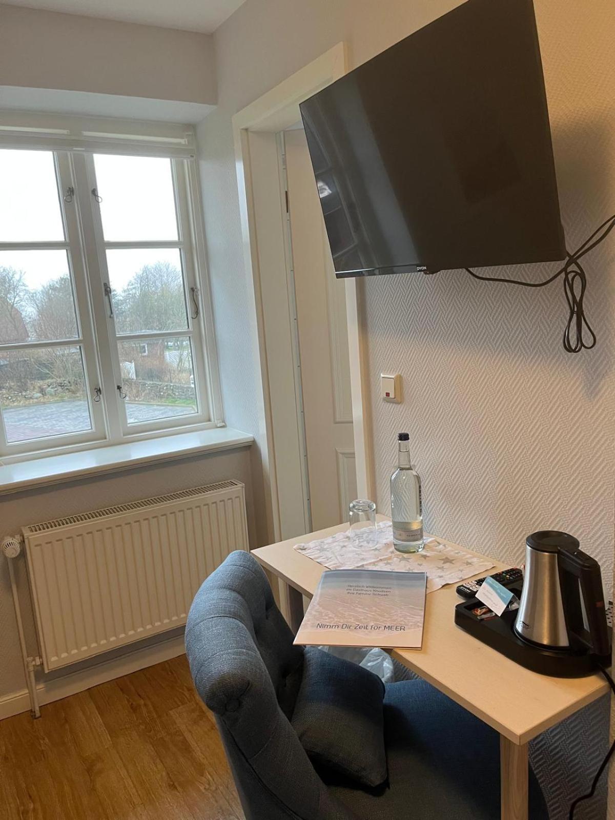 Gasthaus Knudsen Utersum Bagian luar foto