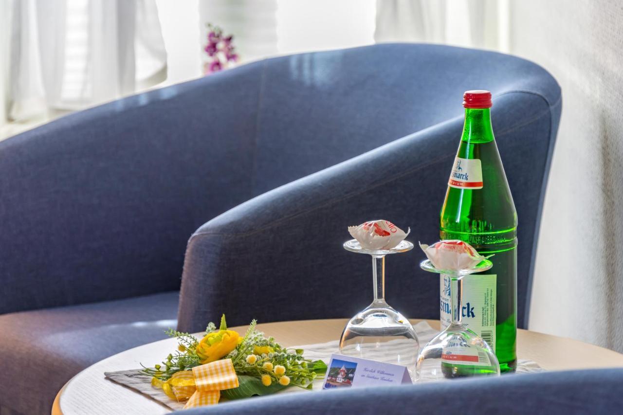 Gasthaus Knudsen Utersum Bagian luar foto